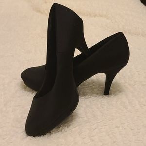 Chelsea Moreland Shoes